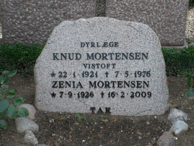 Zenia Mortensen .JPG